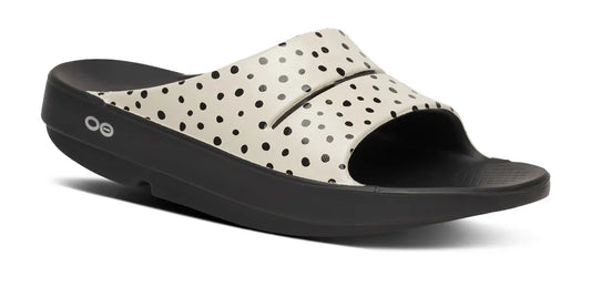 Oofos Sandals Women’s OOahh Limited Slide Sandal – Pebble