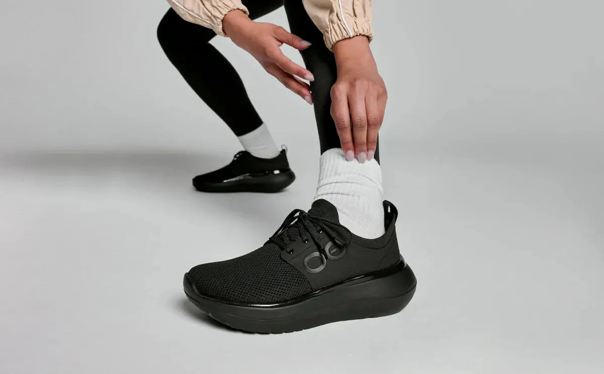 Women’s OOmy Stride – Black