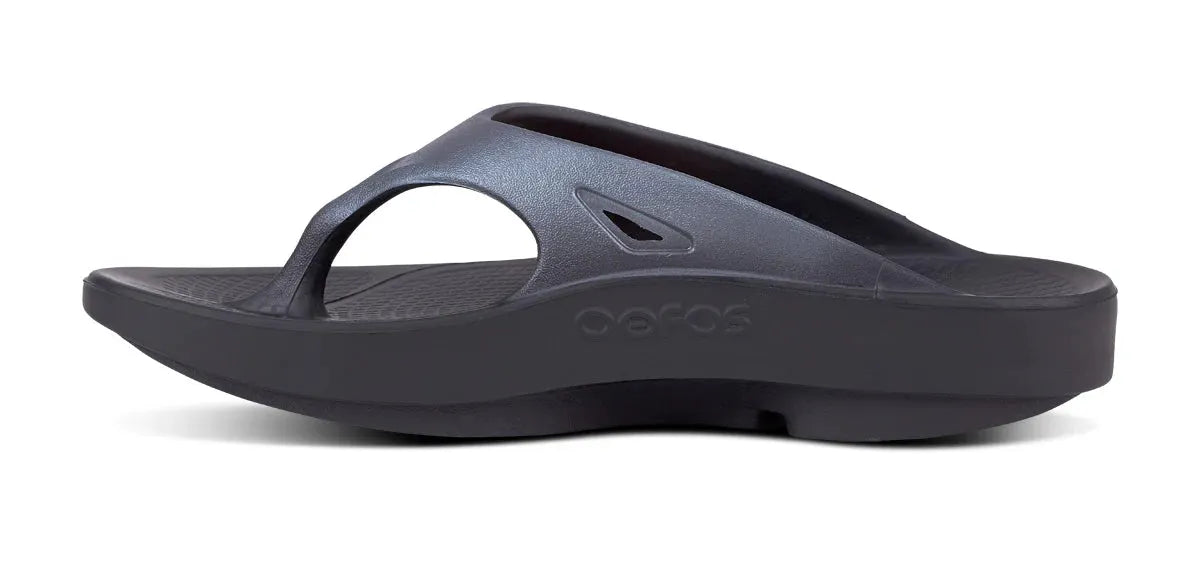 Oofos Sandals Men’s OOriginal Sport Sandal – Graphite