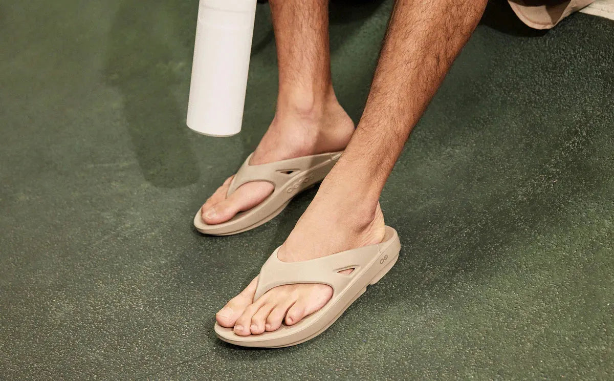 Oofos Sandals Men’s OOriginal Sandal – Nomad